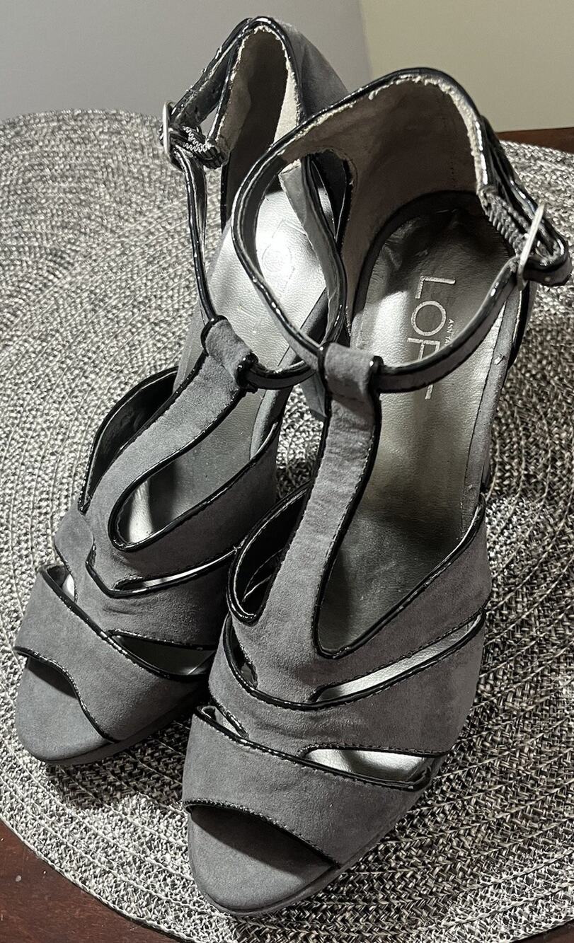 Ann Taylor Loft Gray 4 Inch Heels Ankle Strap In Size 7.5